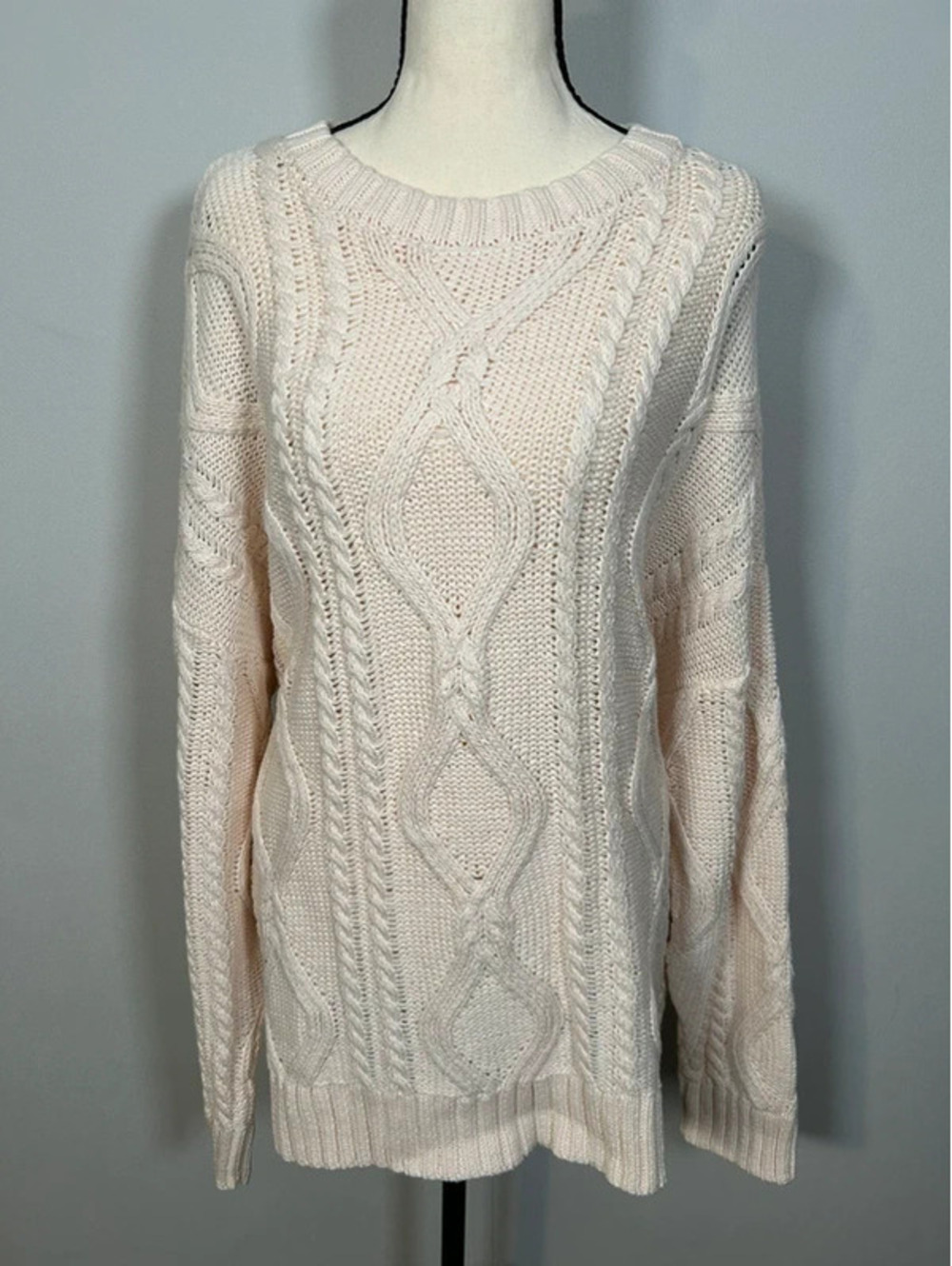 Trendy Queen Cream Cable Knit Sweater Size L Cozy Chunky Knit Pullover